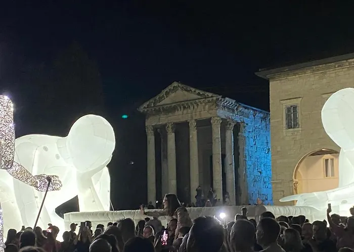 Akebono With Pool & Free Private Parking *